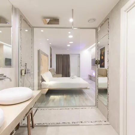 Hotel Max - Art Gallery