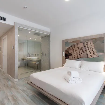 Max - Art Gallery ホテル Druento