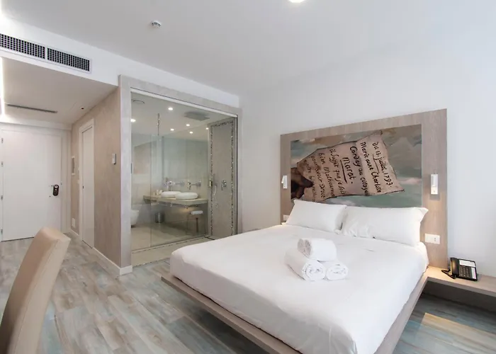 Max - Art Gallery Hotel Druento